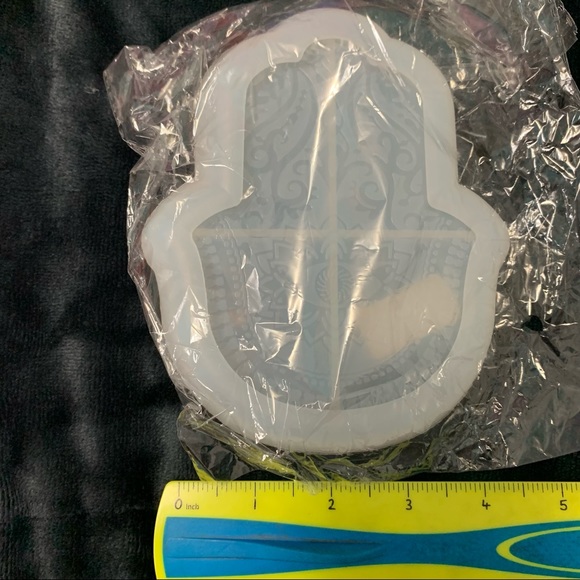 2 New Silicone molds Perfect for resin or concrete. NEW - Picture 6 of 11